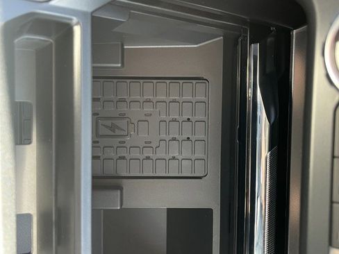 New 2026 Ford F350 Lariat w/ Lariat Premium Package image 23