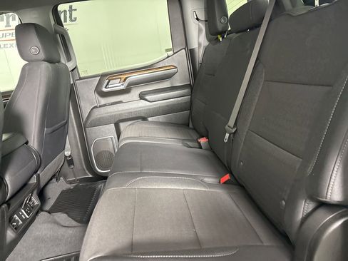 Used 2024 GMC Sierra 1500 SLE w/ Preferred Package image 21