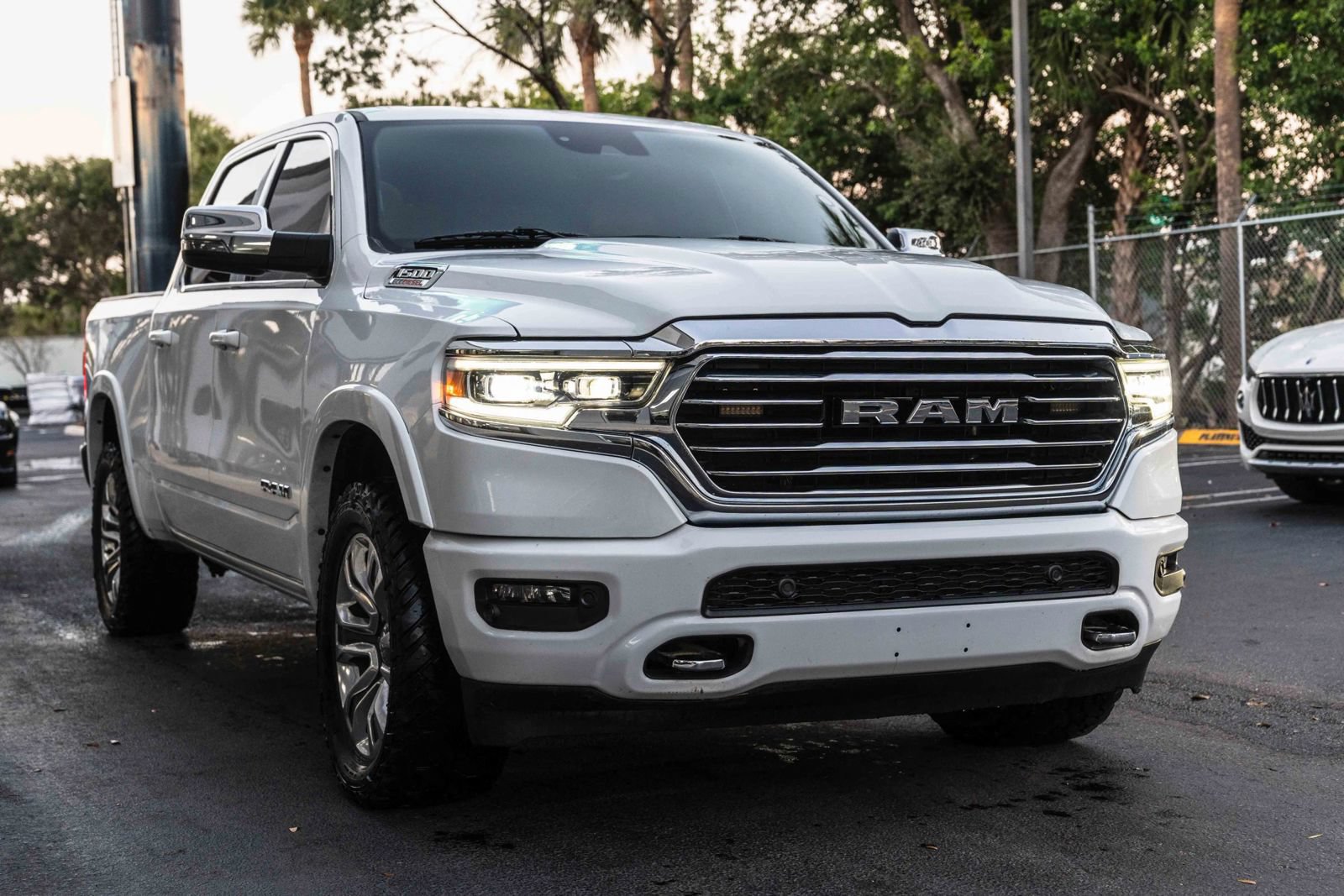 Used 2023 RAM 1500 Limited w/ Body Color Bumper Group AWD/4WD image 2