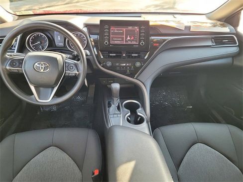 Used 2023 Toyota Camry LE image 9