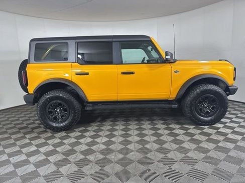 Used 2022 Ford Bronco Wildtrak image 2