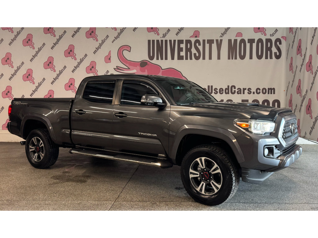 Used 2018 Toyota Tacoma TRD Sport RWD image 3