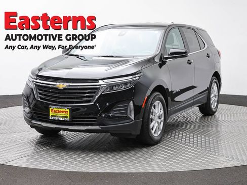 Used 2024 Chevrolet Equinox LT FWD image 1