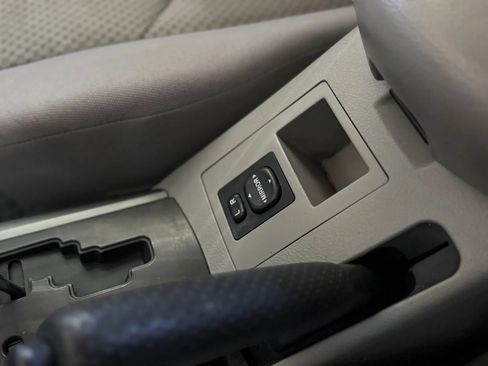 Used 2007 Toyota RAV4 4WD image 25