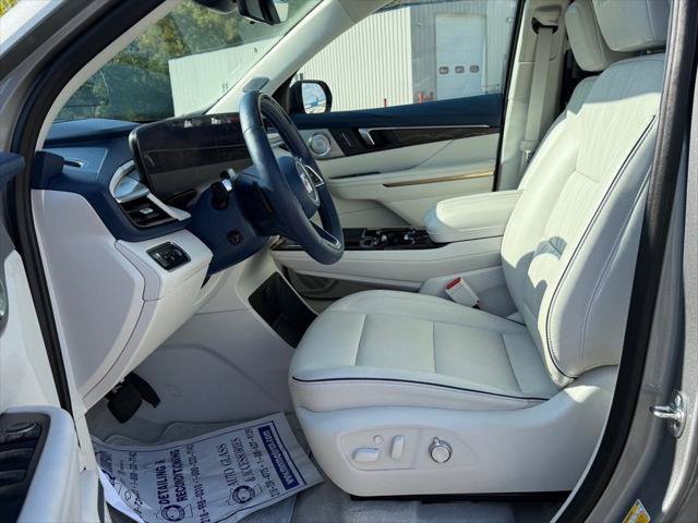 Used 2026 Buick Enclave Avenir w/ Super Cruise Package AWD/4WD image 7