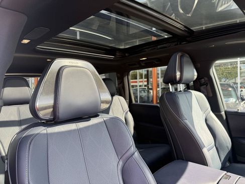 Used 2026 INFINITI QX80 4WD w/ Sport Exterior Package image 33