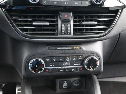 Used 2024 Ford Escape ST-Line w/ Cold Weather Package FWD image 24