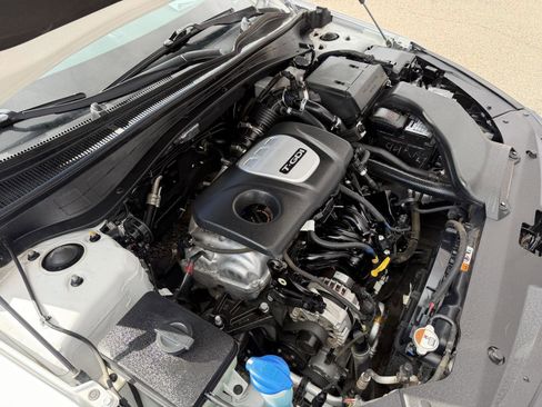 Used 2017 Kia Optima LX w/ Value Package image 38