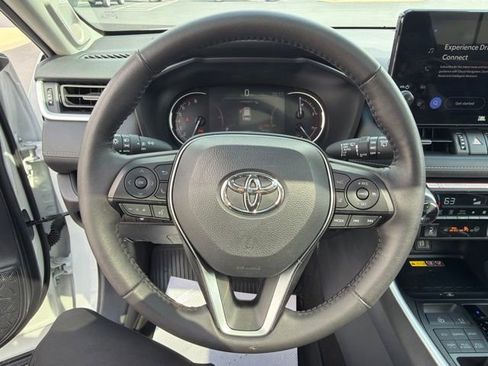 Used 2025 Toyota RAV4 XLE Premium w/ Weather Package AWD/4WD image 21