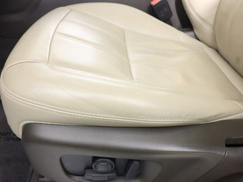 Used 2020 Land Rover Range Rover Sport HSE image 30