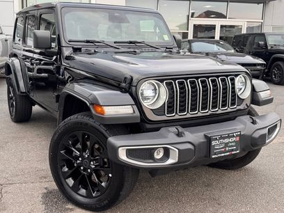 Used 2025 Jeep Wrangler Unlimited Sahara w/ Safety Group