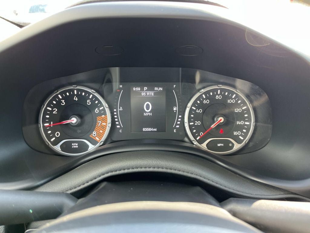 Used 2023 Jeep Renegade Latitude AWD/4WD image 33