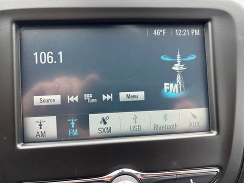 Used 2018 Chevrolet Equinox LT image 37