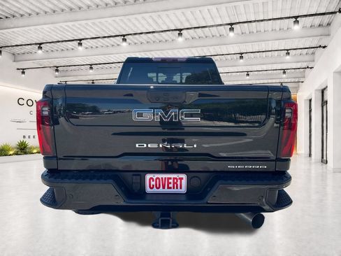 Used 2026 GMC Sierra 2500 Denali Ultimate AWD/4WD image 11