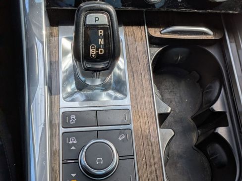 Used 2018 Land Rover Range Rover Sport HSE AWD/4WD image 26