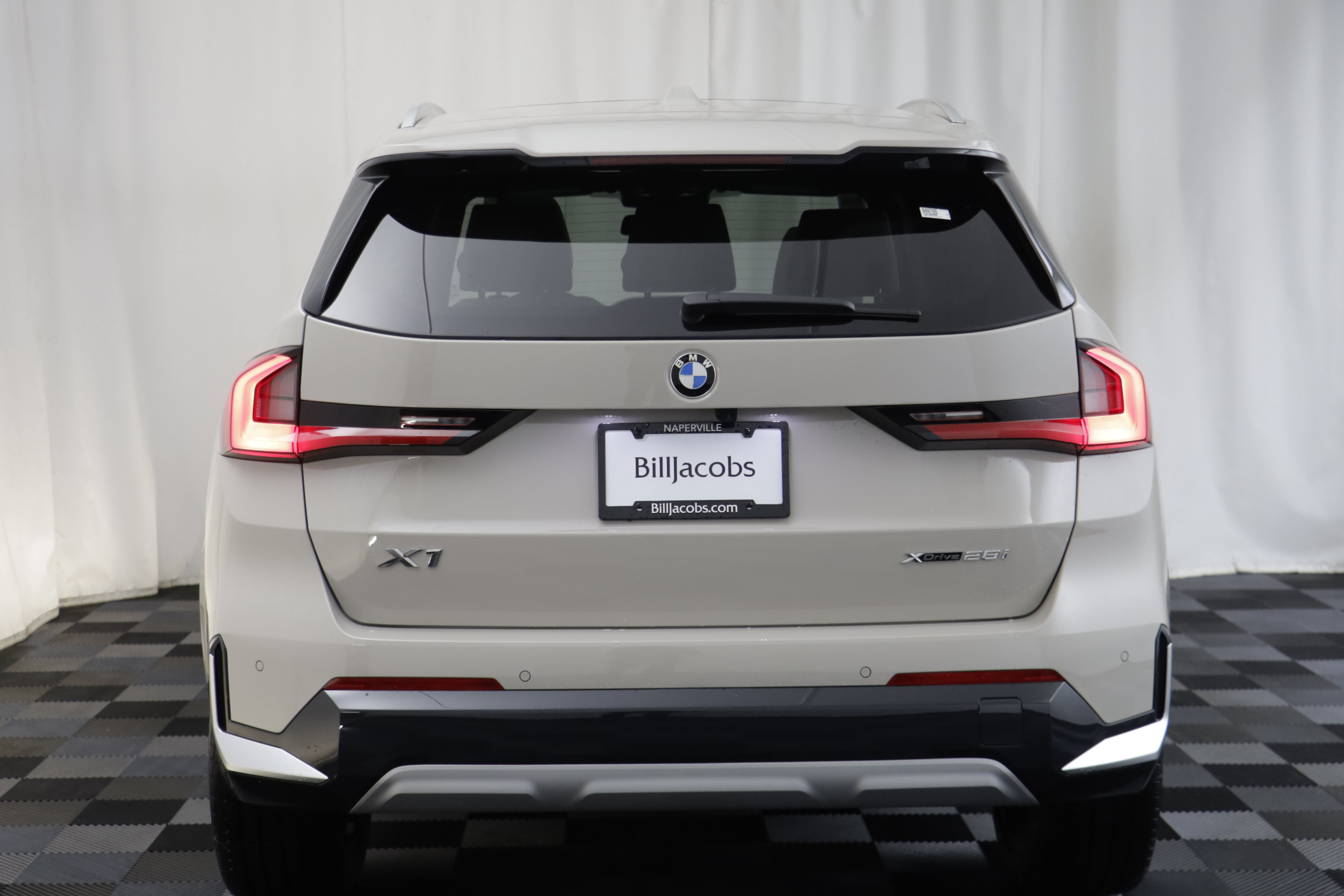 New 2027 BMW X1 xDrive28i AWD/4WD image 16