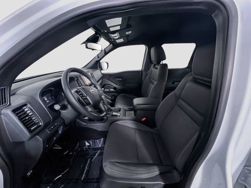 Used 2023 Nissan Frontier SV w/ Midnight Edition Package AWD/4WD image 19