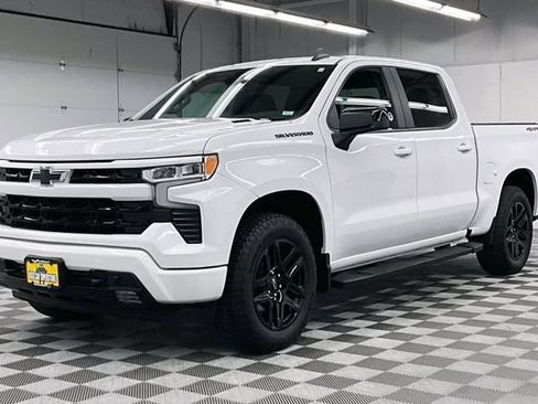 Used 2024 Chevrolet Silverado 1500 RST AWD/4WD image 13