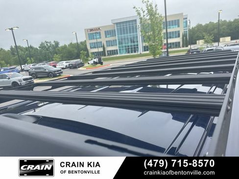 Used 2020 Toyota 4Runner Venture w/ Moonroof Package AWD/4WD image 11