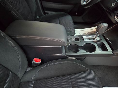 Used 2019 Subaru Outback 2.5i Premium image 24