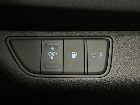 New 2026 Genesis G70 2.5T image 13