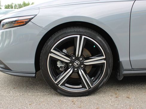 Used 2024 Honda Accord Sport image 24