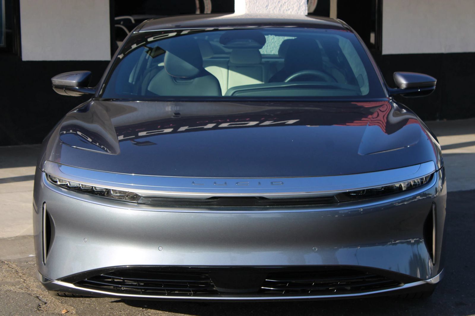 Used 2025 Lucid Air Pure RWD image 2