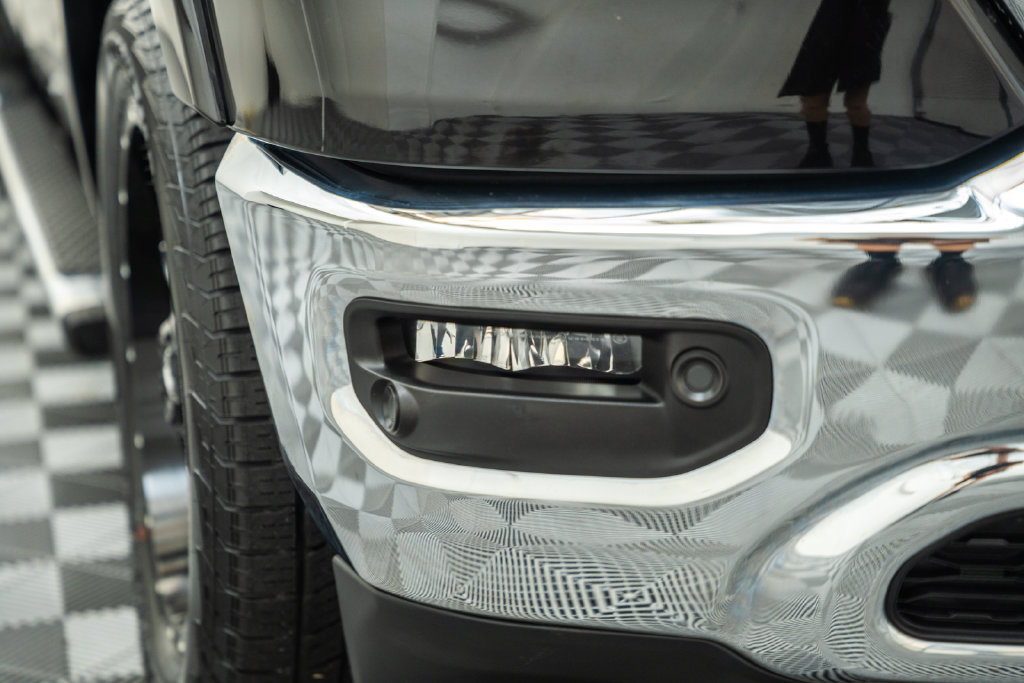 Used 2020 RAM 1500 Laramie AWD/4WD image 16