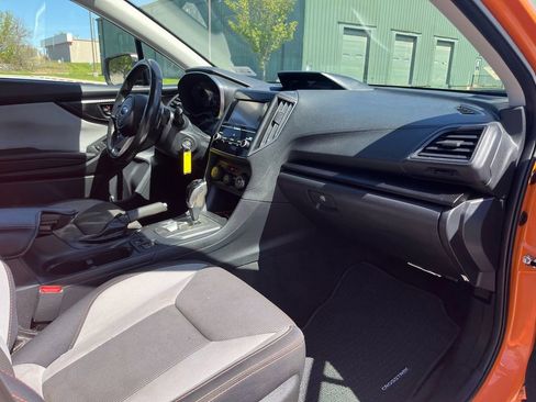 Used 2018 Subaru Crosstrek 2.0i Premium w/ Moonroof Package AWD/4WD image 14