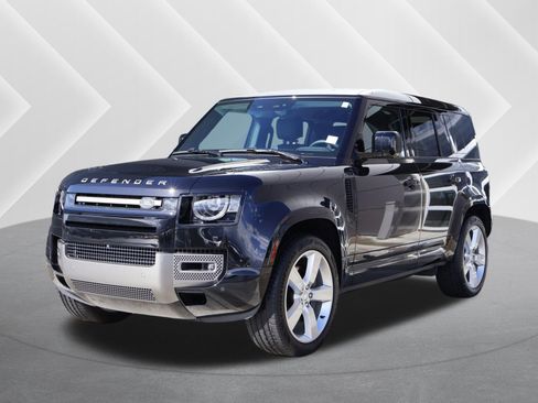 Used 2025 Land Rover Defender 110 X-Dynamic SE AWD/4WD image 1