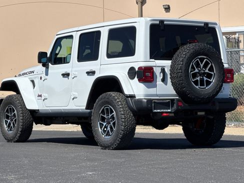 New 2026 Jeep Wrangler Unlimited Rubicon AWD/4WD image 5