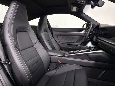 New 2026 Porsche 911 Carrera 4S image 24