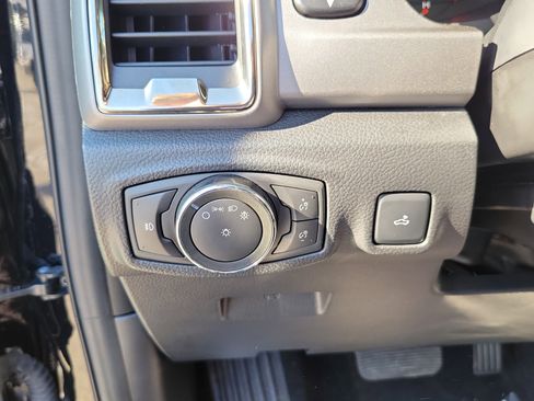 Used 2021 Ford Ranger XLT w/ Equipment Group 301A Mid image 26