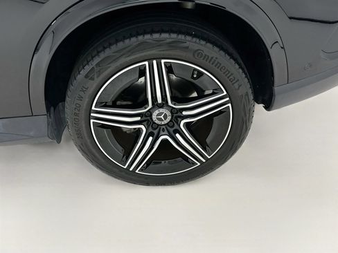 Used 2024 Mercedes-Benz GLC 300 4MATIC image 30