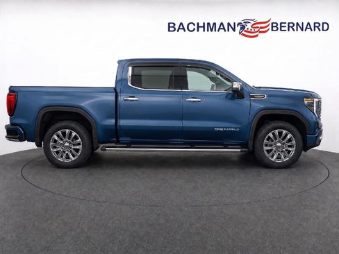 Used 2026 GMC Sierra 1500 Denali w/ Technology Package AWD/4WD image 8