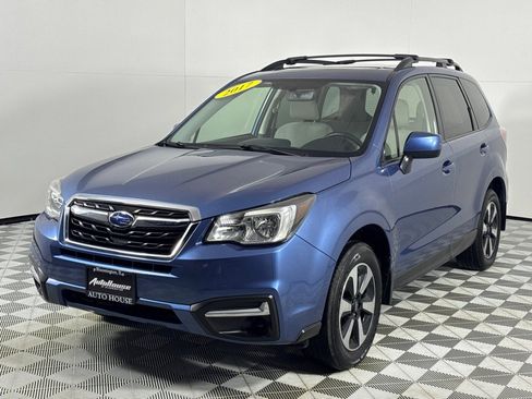 Used 2017 Subaru Forester 2.5i Premium w/ All-Weather Package image 8