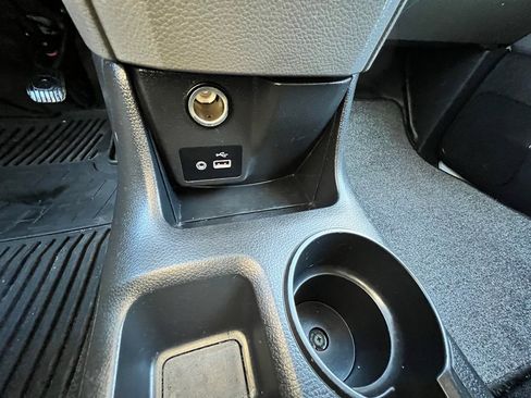 Used 2020 Nissan NV200 SV image 25