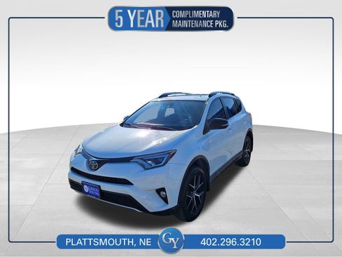 Used 2017 Toyota RAV4 SE AWD/4WD image 1