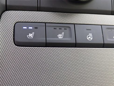 Used 2022 Hyundai Palisade Calligraphy image 30