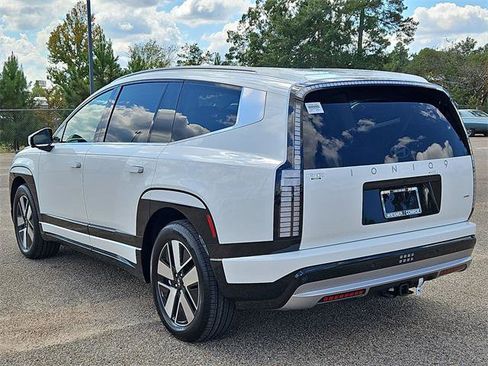 New 2026 Hyundai Ioniq 9 SEL image 7