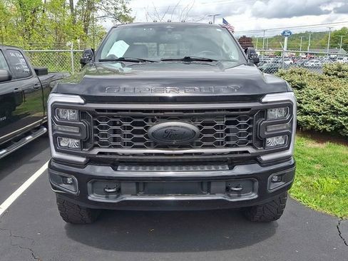 Used 2024 Ford F250 Lariat w/ Sport Appearance Package AWD/4WD image 3