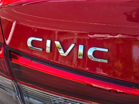 Used 2024 Honda Civic Sport image 13
