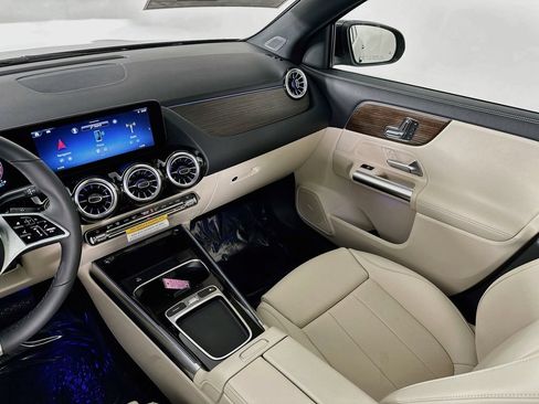 Certified 2026 Mercedes-Benz GLA 250 image 23