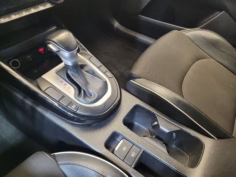 Used 2024 Kia Forte GT-Line image 26