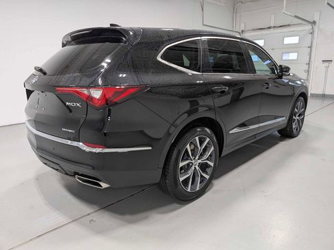 Certified 2023 Acura MDX SH-AWD w/ Technology Package image 8
