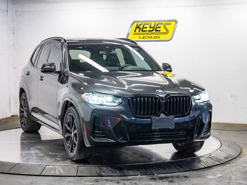 Used 2024 BMW X3 sDrive30i w/ Premium Package RWD image 2