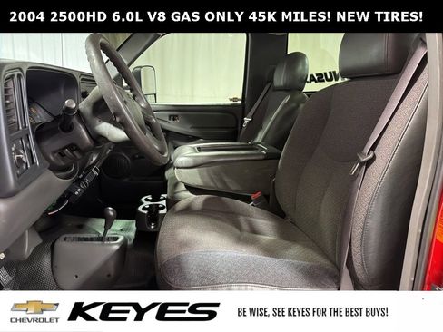 Used 2004 Chevrolet Silverado 2500 W/T w/ Snow Plow Prep Package image 5