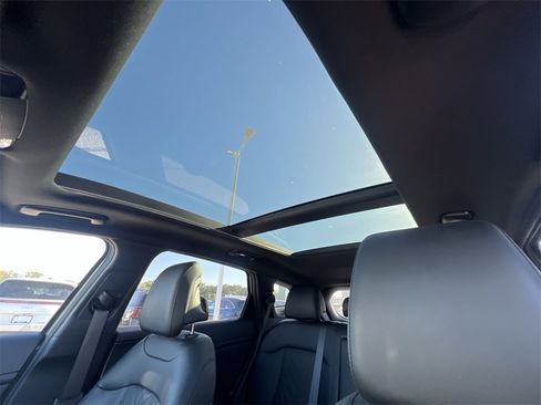 Used 2024 Kia Sportage X-Line w/ X-Line Premium Package image 16