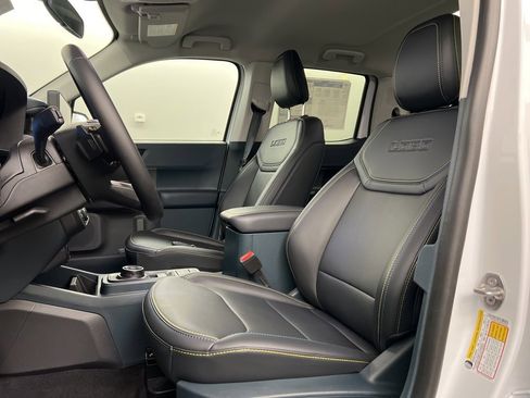 New 2025 Ford Maverick Lobo image 22