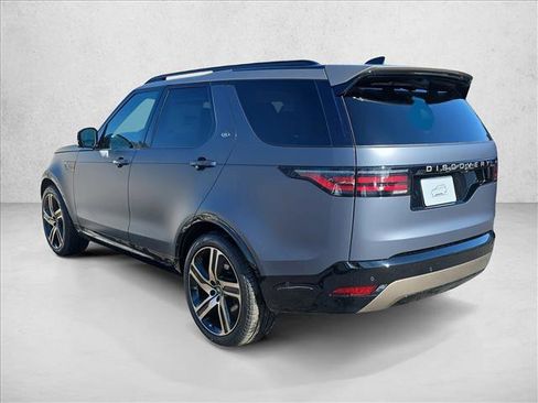 New 2026 Land Rover Discovery Limited Edition image 7